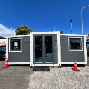 Modern 2 Bedroom Layout with 55sqm Living Space