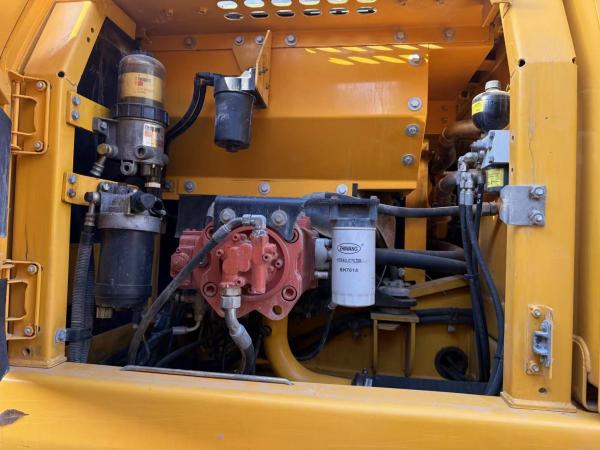 2020 LiuGong 926E Hydraulic Crawler Excavator – 26 Ton