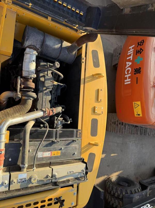 2020 LiuGong 926E Hydraulic Crawler Excavator – 26 Ton